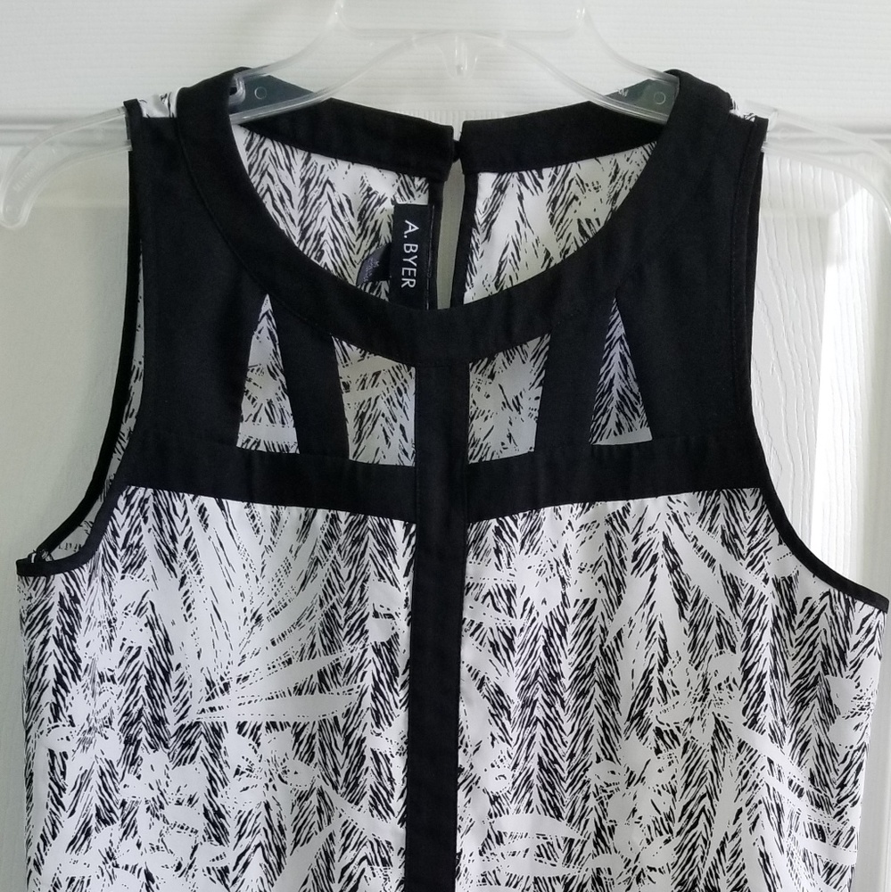 Tropical print A. Byer cutout top.
